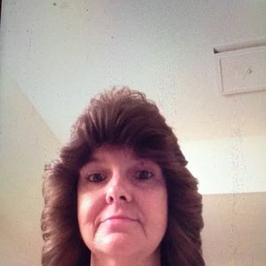 Meet your Posher, Candace